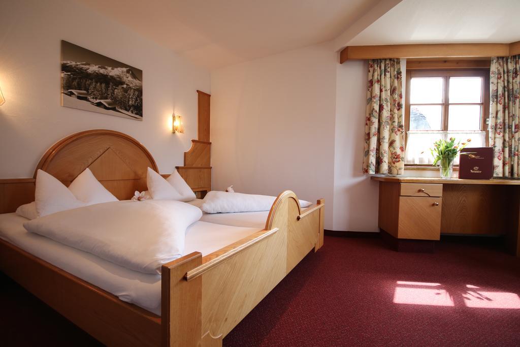 Hotel Gasthof Neuner Imst Exteriör bild