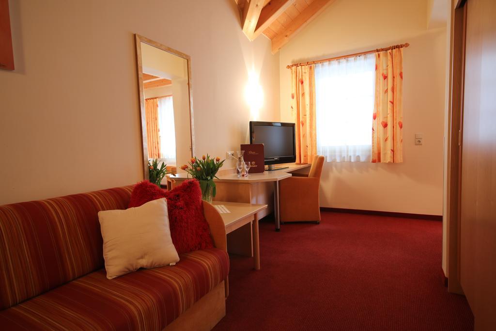Hotel Gasthof Neuner Imst Exteriör bild